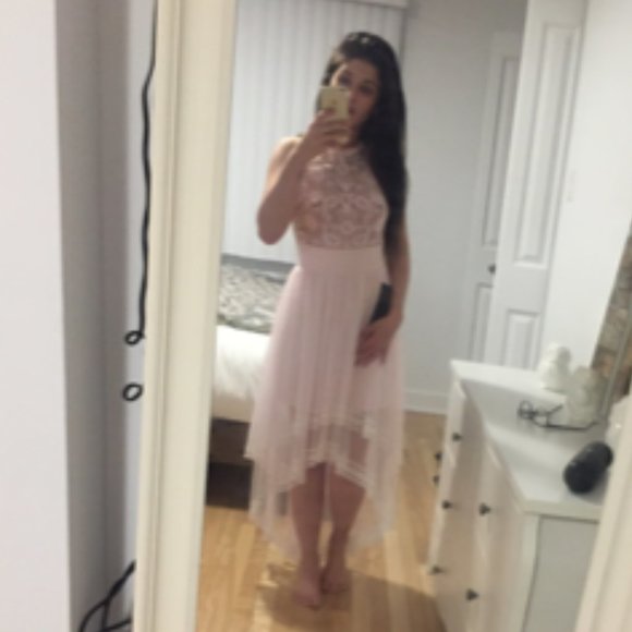 STUNNING BEBE BABY PINK EMBROIDERED HIGH LOW DRESS SHEER LACE TOP SIZE SMALL - Picture 2 of 8